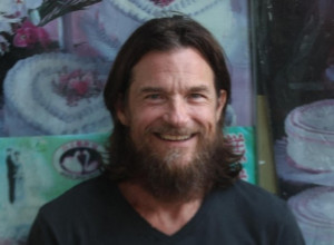 Pećinski čovek je ponovo frajer: Poznati glumac mesecima bio zapušten, pa onda oduševio žene neviđenom transformacijom