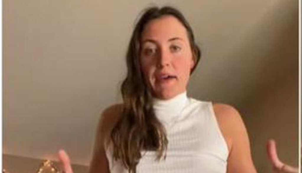 Ma više se nećete mučiti sa preuskim pantalonama: Starinski trik bake ove devojke raspametio milione