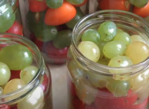 Ljuto grožđe kakvo još niste probali: Nema ukusnije turšije, a najbolje ide uz pečenje