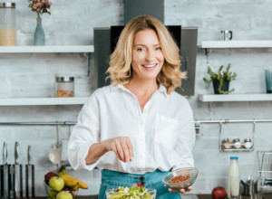 Ovo sprečava gojenje: Žene koje imaju preko 50 godina treba češće da jedu ovih 5 namirnica