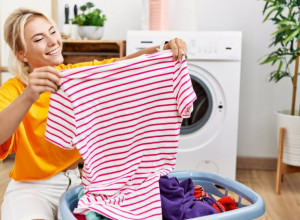 Sprečite da se usmrdi oprana odeća: Koliko dugo sme da stoji u mašini za veš i šta uraditi ako dobije neprijatan miris