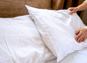 Na jastučnicama ima više bakterija nego na wc šolji: Možete da ih uništite i bez pranja u mašini, evo kako