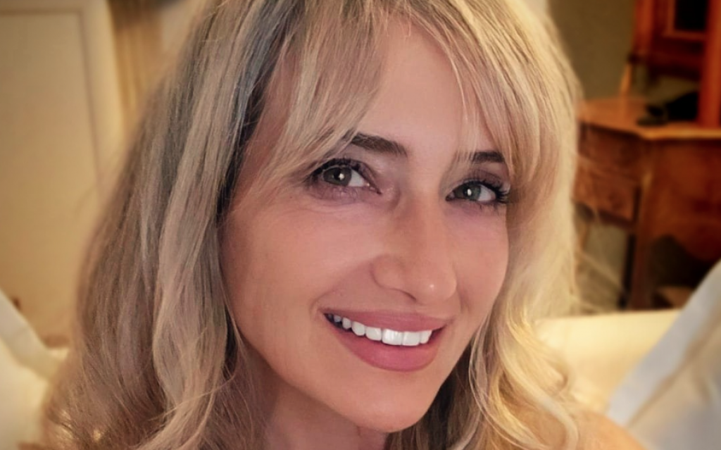 Imate zadah, a nemate žvaku: Influenserka pokazala kako da za minut osvežite usta, prirodno i jeftino rešenje