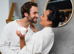 Ove 3 navike čuvaju brak: Najsrećniji parovi na svetu se kunu u njih, a evo i zašto