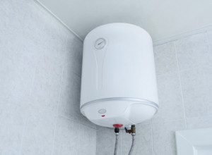 Električar otkrio trik: Uradite ovo kada palite bojler i račun za struju će biti duplo manji