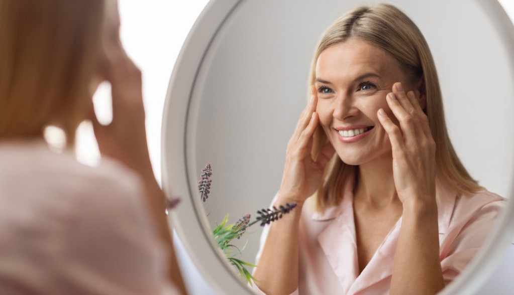 Žene se kunu da izgledaju svežije i mlađe: Svaki dan popijte ovaj napitak koji sigurno imate u kući, preporodićete se!