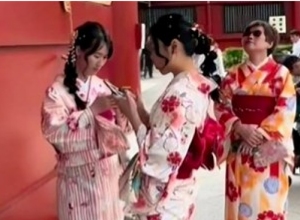 "U Knezu bi u tim cipelama bili glavna zvezda": Srpkinja raspamećena kako se žene oblače u Tokiju, a 1 detalj ju je ostavio bez daha