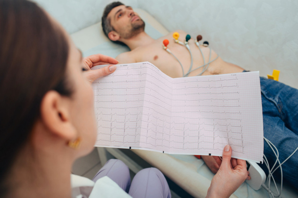 Kardiolog Otašević opominje: Ako vam srce "preskače", obavezno uradite EKG pregled - može da spase život kod infarkta, a evo šta još otkriva