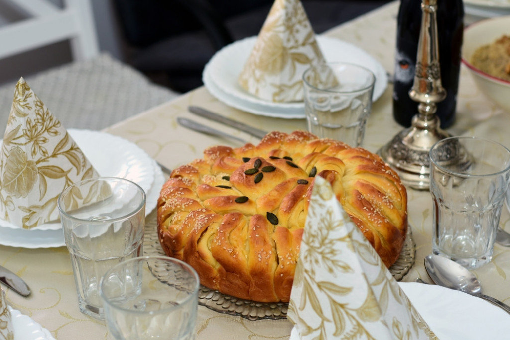 Najbolji pokloni za slavu: Evo šta da odnesete domaćinima, a da se ne obrukate!