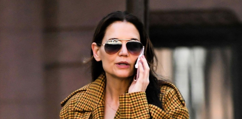 Ovaj kaput morate da imate: Žuti dezen je san svih žena u Srbiji, izdužuje figuru i savršen je za jesenje vreme