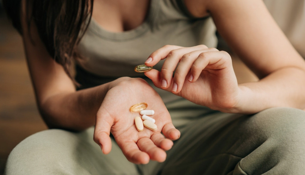 Ova dva vitamina Srbi piju kao ludi, a nikako ne idu zajedno: Zaboravite na ove kombinacije, imaćete više štete nego koristi