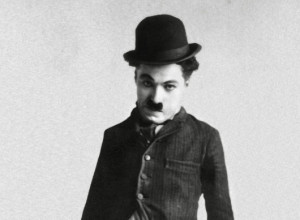 Ovako izgledaju unuk i unuka Čarlija Čaplina:  Evo da li liče na slavnog dedu, a oboje su jako poznati u modnom svetu