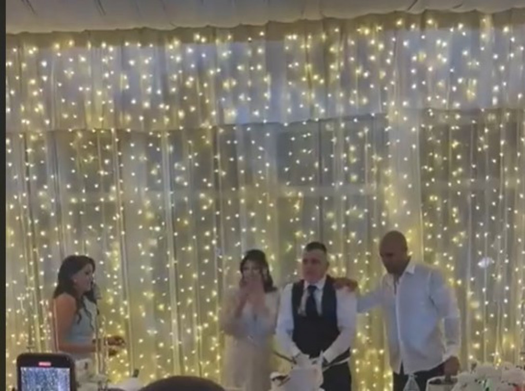 Svadba o kojoj priča cela Srbija: Zbog onoga što je kum uradio gosti zinuli od čuda, a ljudi se danima svađaju na internetu