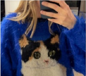 Obogatila se tokom pauze za ručak: Kupila polovni džemper za 10 evra, a kad je saznala koliko zaista košta, zanemela je od šoka