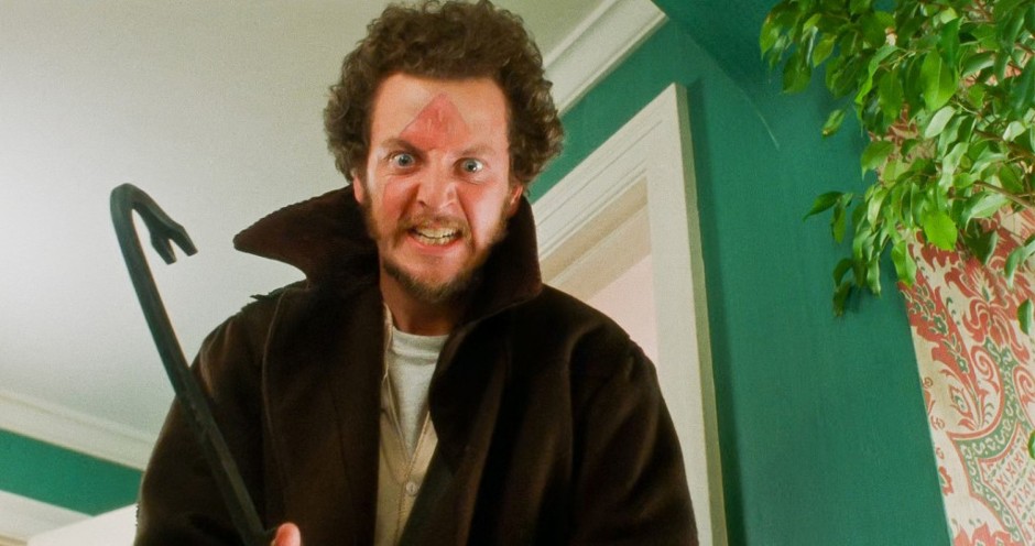 Osvojio je sve ulogom lopova Marva u filmu "Sam u kući", a onda se povukao: Evo kako danas izgleda slavni glumac, a tek da čujete čime mu se bavi sin