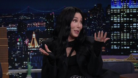 "Imala sam 14 godina kada sam izgubila nevinost sa komšijom": Šer iznela šok detalje iz svoje prošlosti, a kad čujete zašto je to uradila zanemećete