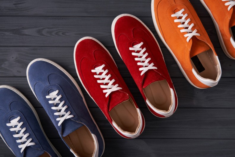 Nikada u veš mašinu: Postoji samo jedan način da očistite patike od prevrnute kože, nećete potrošiti ni kap vode