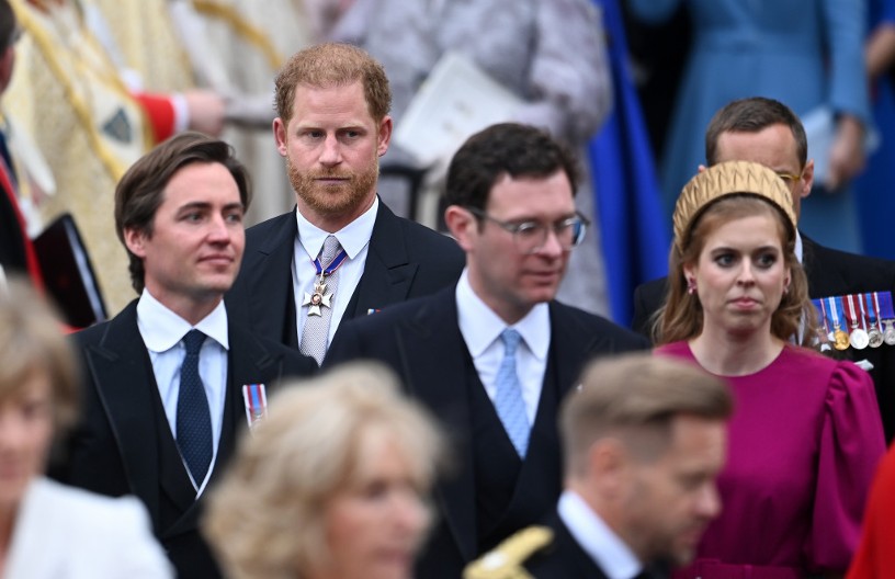 Neko vreme se nisu prepucavali preko novina, izgleda se prilika ukazala? Evo šta su opet iz kraljevske porodice uradili Hariju i Megan, biće gusto?