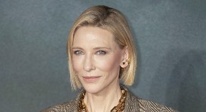 Jedno odelo ćete nositi milion puta: Pogledajte samo kako je to uradila Kejt Blanšet, ovom autfitu definitivno nema mane