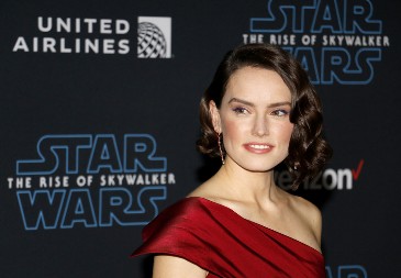 Nesanica, opadanje kose, iscrpljenost: Mogu biti prvi simptom opasne bolesti, isto se desilo poznatoj glumici