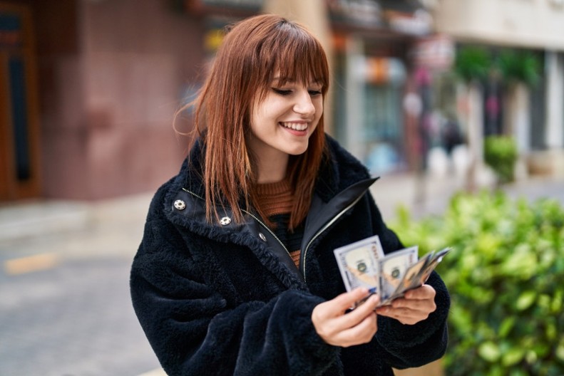 Novčana kiša pljušti: Rođene u ova 3 znaka čeka ogroman finansijski priliv u četvrtak, 29. maja, imaće pune ruke para