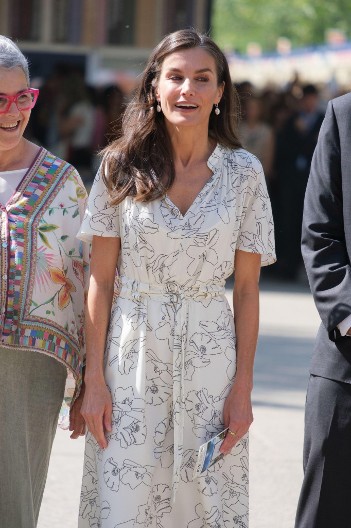 Letnje sandale koje nećete izuvati: Udobne, a izdužuju figuru, boljeg modela nema!