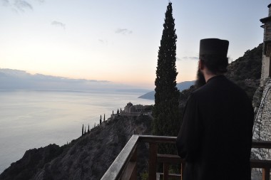 Svetogorski monah je rekao o sreći i uspehu: Ljudi sa ovim osobinama su siromašni i ne žive dugo