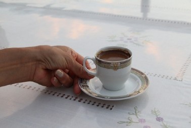 Koliko šoljica kafe je zdravo popiti ujutru? Ovo je prava mera