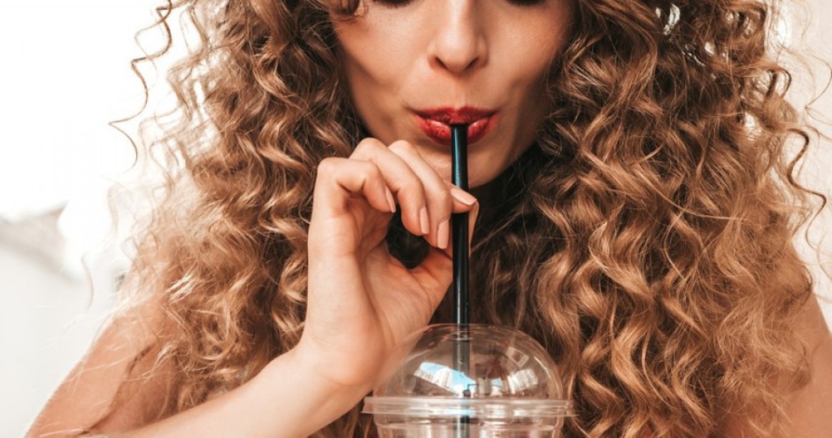 Pazite šta pijete: Dve vrste pića mogu povećati rizik od bolesti jetre, jedna oznaka svih prevari