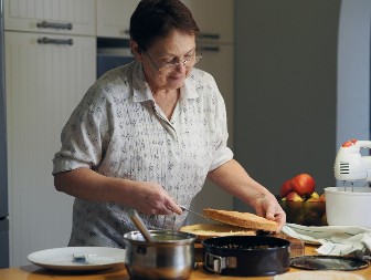 Trik iskusnih domaćica: Stavite jednu stvar pored šporeta i neprijatni mirisi od kuvanja odmah nestaju