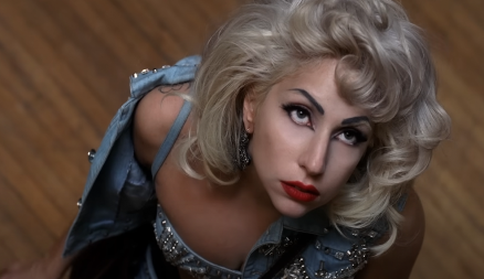 Ove cipele su srušile društvene mreže: Ceo internet priča o Gaginim štiklama — na granici između stila i ludila