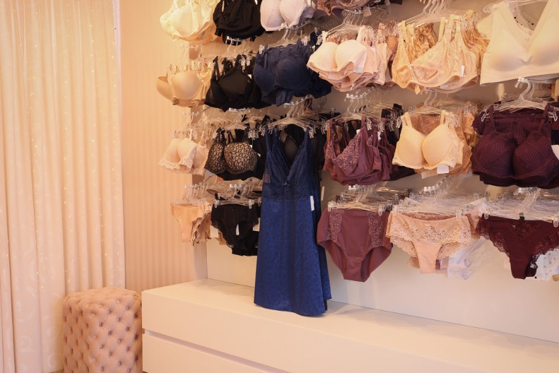 Ono što je pre bilo moderno, više nije: Ovaj donji veš se najviše traži, najpopularniji je 2025. godine, žene u Srbiji se otimaju oko njega