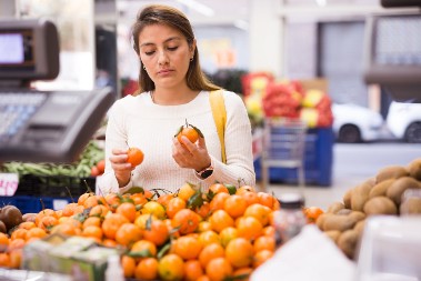 Kako da prepoznate slatke mandarine: Po 1 znaku ćete odmah znati da li su kisele ili lepe!