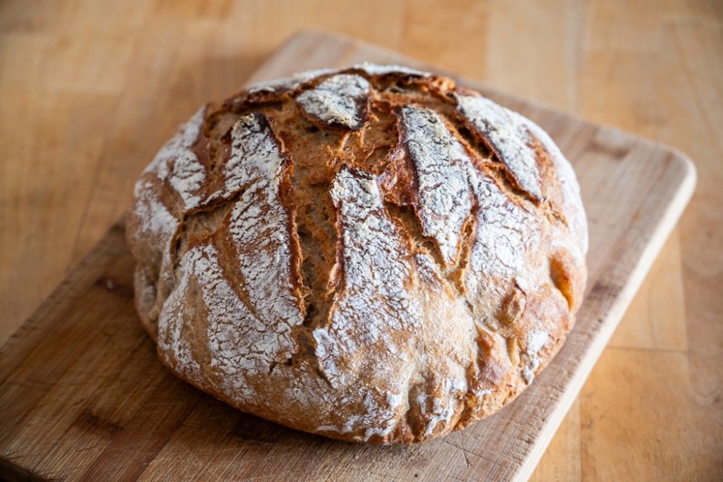 Od bajatog do svežeg: Hleb će biti kao da ste ga tek kupili kada uradite ovo, a postupak važi i za kroasane