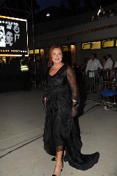 Ana Bekuta zapalila mreže: Fanovi u šoku zbog njenog novog stajlinga – da li biste vi smeli da nosite ovo?