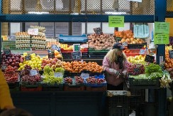 Ubedljivo najzdravije voće za srce: To će vam i svaki lekar reći - samo 200 gr pravi čudo u krvnim sudovima!