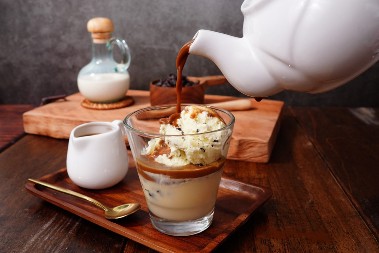 Energetska bomba za ceo dan: Jednu stvar dodajte u jutarnju kafu, smanjićete umor i osećaj gladi