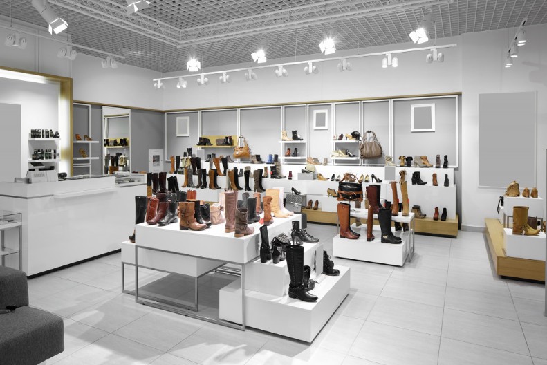 Već su osvojile svetske metropole, a sada osvajaju Beograd, Novi Sad, Niš... Ova obuća će zaludeti Srpkinje na proleće, fora je u materijalu i štikli