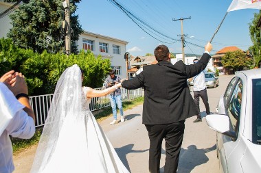 "Od kada sam se udala, nisam skuvala nijedan ručak": Žena iz Srbije se pohvalila mužem, a Balkanci osuli žestoku paljbu