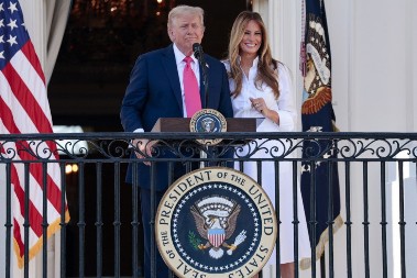 Oni su cirkus živi: Evo kojim nadimkom Donald Tramp zove Melaniju, da l' je ovo blam ili znak ljubavi?