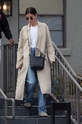 Sandra prvi put u javnosti nakon 11 meseci ilegale: Muž joj pre 2 godine umro na rukama, a njegov pepeo prosula po Bahamima