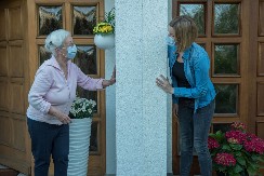 Komšinica je najstrašnije izvređala jer je "zapostavila" dete: Mama Ivana joj nije ostala dužna... "kad već napada, morala sam da se branim"