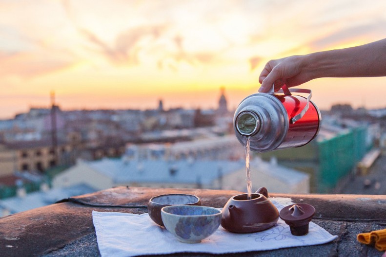 Čaj od 4 moćne biljke protiv hroničnog umora: Recept travara koji krepi i vraća snagu