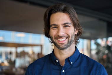 Milan je kao beba ostavljen u liftu, policajac ga odneo u Zvečansku: Reči vidovnjakinje slomile su mu srce