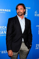 Muž prelepe glumice izneo jezive optužbe: „Vara me, zavisna je od lekova, a da znate tek šta sam joj našao u mobilnom!“