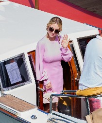 Ispred nosa ga varala sa 10 godina starijim kolegom? Ljubavni život poznate glumice prevazišao čak i latino sapunicu