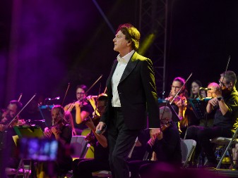 'Kad sam se vratio, ti si se udala': Poznata glumica je bila Čolina prva ljubav, njoj je posvetio pesmu