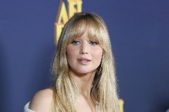 Elegantne cipele koje ćete obožavati: Idealne za lepo vreme, udobne i jednostavne za kombinovanje, hit su proleća 2025.