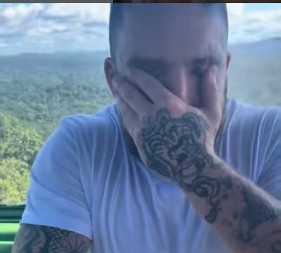 Bračni revanš o kojem svi pričaju: Muž istetovirao ženinu nepristojnu facu na butinu, ona šokirala ljude osvetom!