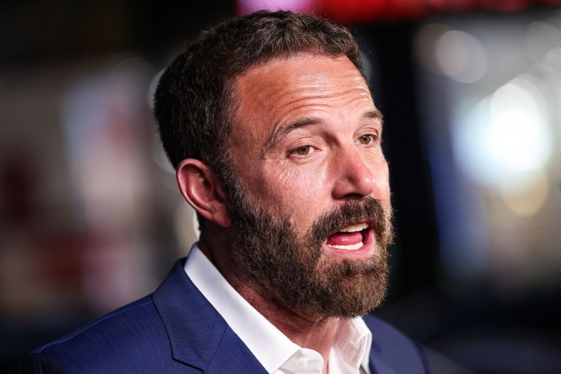 Ne odustaje od bivše: Ben Aflek ponovo u društvu jedne od dve Dženifer, nikako da se smiri, pogledajte ovu scenu